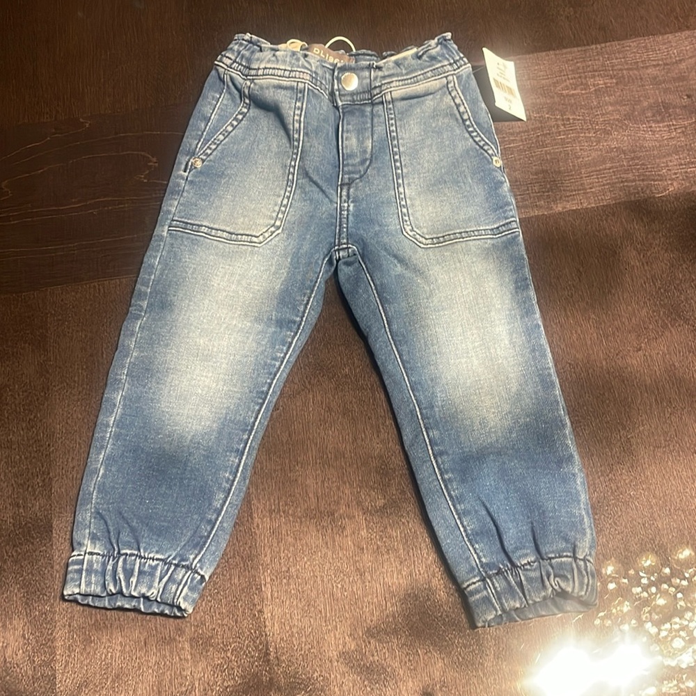 DL1961 Lara Jogger premium denim NWT Jogger Jeans Size 2 Girl
